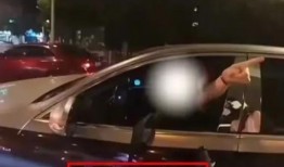 女车主的背景被爆料视频,揭开神秘面纱背后的惊人真相